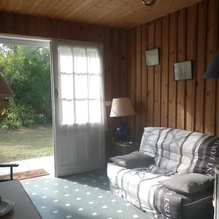 1 Cap Ferret * Saint-Hilaire-de-Villefranche